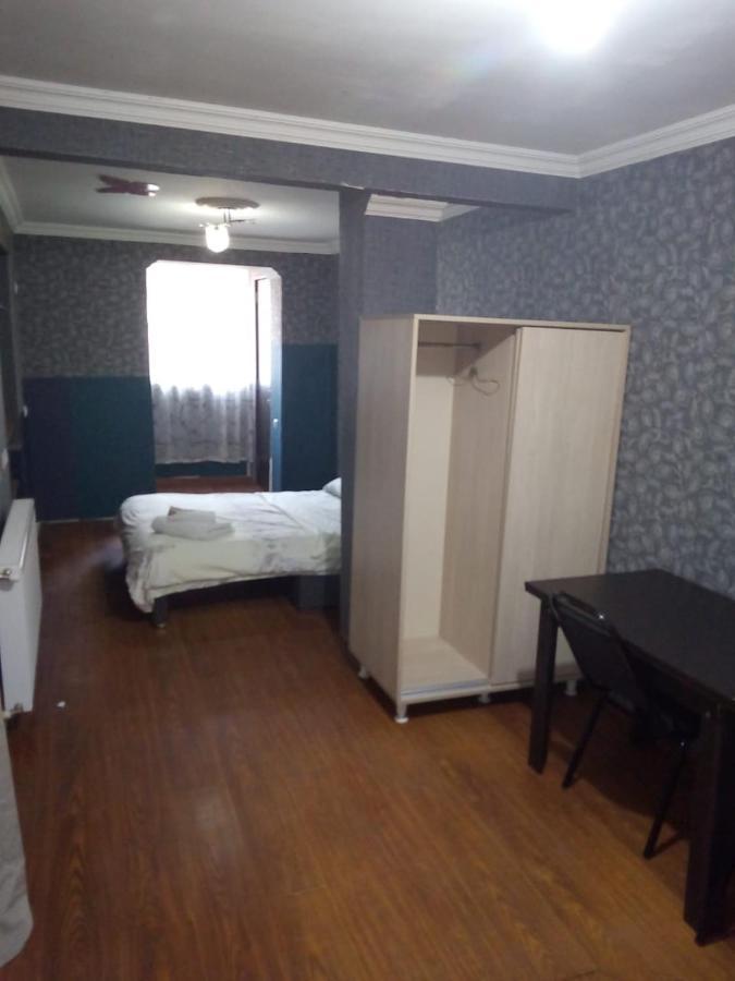 Hotel Vake-House Tbilisi Esterno foto