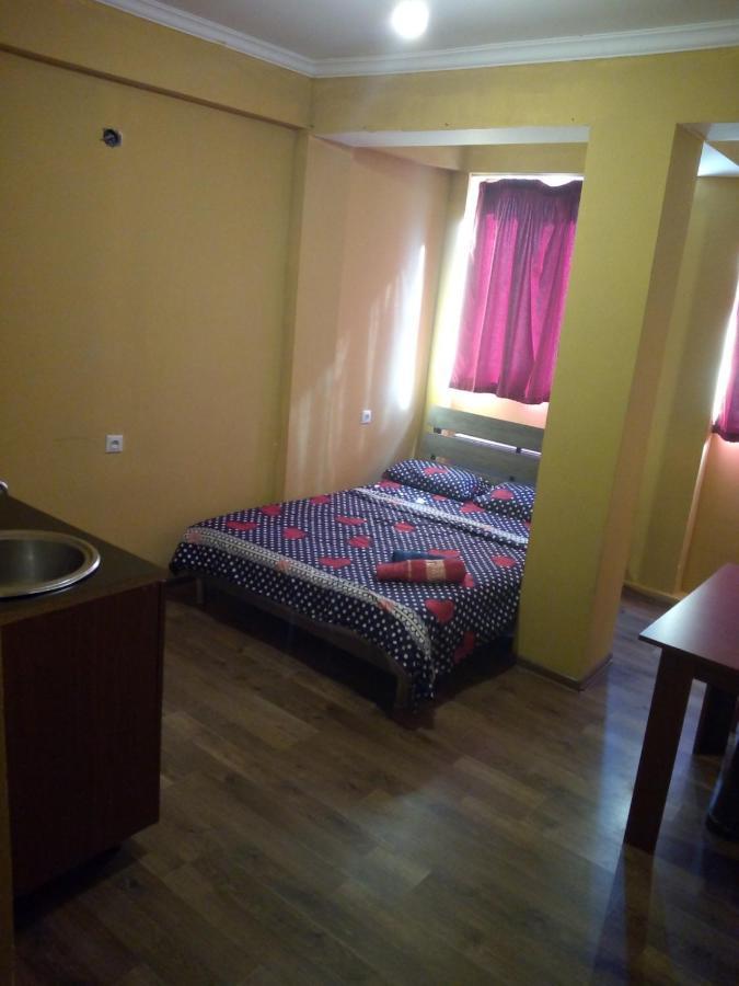Hotel Vake-House Tbilisi Esterno foto