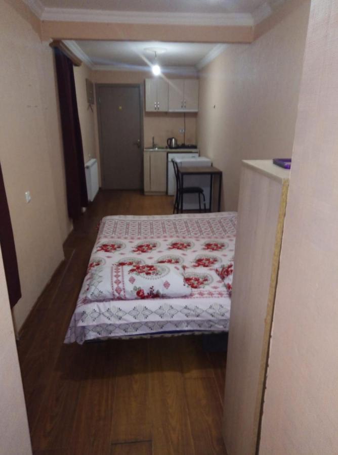 Hotel Vake-House Tbilisi Esterno foto