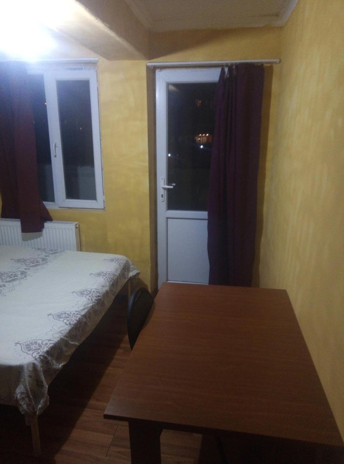 Hotel Vake-House Tbilisi Esterno foto